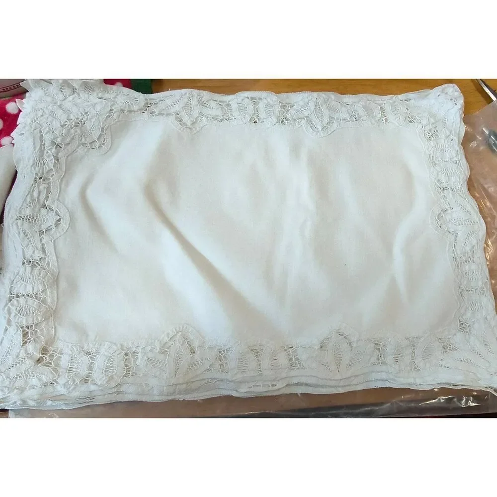 Vintage B M Jabara  Linen Cotton Battenberg Lace Placemat Napkin Set 8 Each